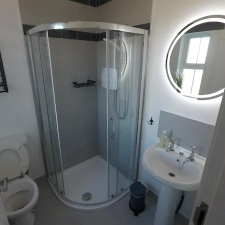 Seagull Bed & Breakfast 4*